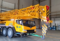 Xe Cẩu Bánh Lốp – Giải Pháp Nâng Hạ Linh Hoạt Trong Mọi Công Trình