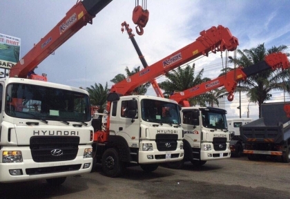 Xe Cẩu Hàng Hóa Khối Lượng Lớn – An Toàn Và Tiết Kiệm Chi Phí cho doanh nghiệp và công trình