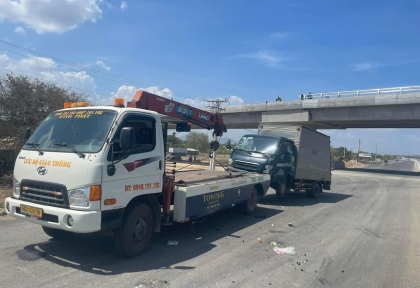 Dịch Vụ Cứu Hộ Nhanh: Cứu Cánh Cho Xe Tải Và Container – Uy Tín, Nhanh Chóng, Chuyên Nghiệp