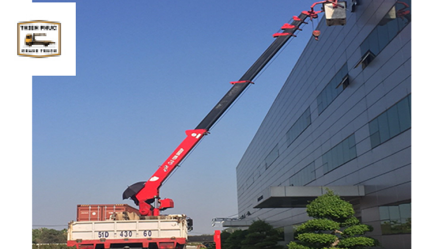 Xe Cẩu Vận Chuyển Hàng Hóa – Trợ Thủ Đắc Lực Cho Mọi Công Trình | Thiên Phúc Bình Phước